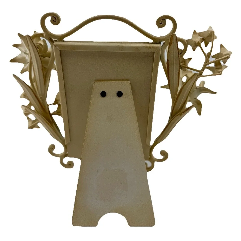 Vintage‎ Metal Floral Picture Frame 3D Sculptural Holds 4x6 Photo Tabletop EUC